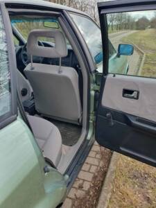 Image 19/21 of Audi 80 - 2.0 E (1992)