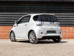 Bild 3/50 von Aston Martin Cygnet (2011)