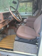 Bild 36/57 von Land Rover 110 (1989)