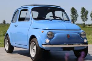Image 21/50 of FIAT 500 F (1967)