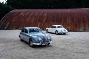 Bild 50/51 von Jaguar 240 (1968)