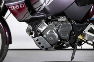 Image 21/50 of Yamaha XTZ 750 SuperTéneré (1990)