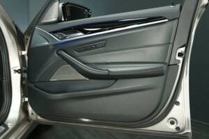Image 30/50 of ALPINA B5 Biturbo AWD (2017)
