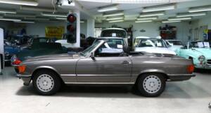 Image 5/37 of Mercedes-Benz 420 SL (1988)