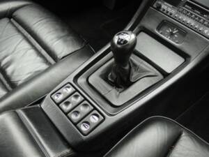 Bild 51/99 von Porsche 928 GTS (1992)