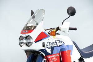 Image 49/50 de Honda DUMMY (1992)