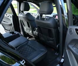 Image 39/49 of Mercedes-Benz ML 63 AMG (2013)