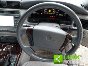 Immagine 10/10 di Toyota Crown Majesta (1999)
