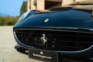 Afbeelding 40/50 van Ferrari California (2010)