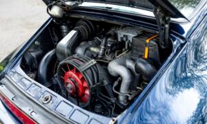 Image 5/50 of Porsche 911 Carrera 3.2 (1985)