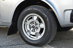 Image 6/38 de Volvo 244 DLS (1977)