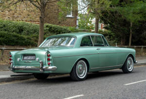 Image 3/22 of Rolls-Royce Silver Cloud III &quot;Chinese Eyes&quot; (1964)