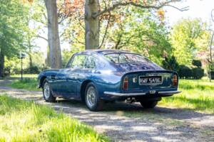 Image 14/62 of Aston Martin DB 6 (1967)