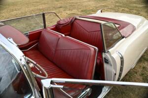 Bild 33/50 von Cadillac 62 Convertible (1954)