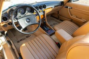 Bild 30/50 von Mercedes-Benz 380 SL (1982)