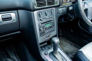 Image 32/48 of Volvo C70 2.0 T (2001)