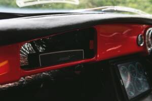 Image 15/50 of MG MGB GT V8 (1977)