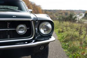 Image 14/44 of Ford Mustang 351 (1967)