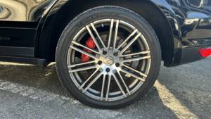 Image 13/46 de Porsche Cayenne Turbo (2011)