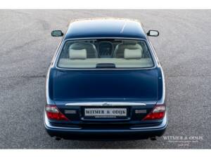 Bild 11/34 von Jaguar XJ 8 4.0 Executive (1999)