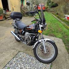 Immagine 1/12 di Moto Guzzi V35 C (1983)