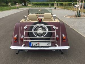 Image 22/51 of Morgan Plus 8 (1983)