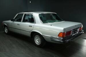 Image 4/29 of Mercedes-Benz 280 SE (1977)