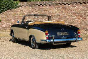 Imagen 2/50 de Mercedes-Benz 220 S Cabriolet (1956)