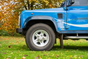 Bild 9/50 von Land Rover Defender 90 &quot;50th Anniversary&quot; (1999)
