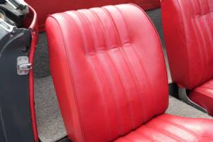 Image 17/50 de Mercedes-Benz 190 SL (1961)