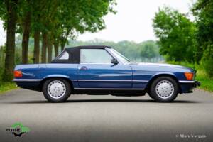 Immagine 36/60 di Mercedes-Benz 420 SL (1987)