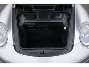 Bild 29/31 von Porsche 911 Carrera 4S (2006)