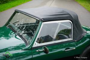 Image 43/59 of Austin-Healey 100&#x2F;6 (BN6) (1958)