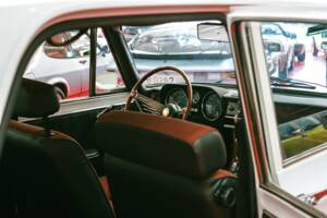 Bild 22/34 von Alfa Romeo Giulia Nuova Super 1600 (1979)