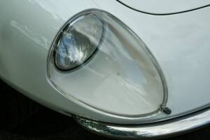 Image 4/66 of Alfa Romeo 1750 Spider Veloce (1968)