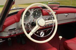 Image 27/33 de Mercedes-Benz 190 SL (1956)