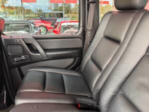 Image 12/20 of Mercedes-Benz G 350 d (LWB) (2016)