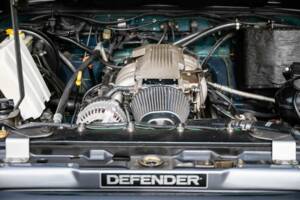 Image 31/50 of Land Rover Defender 90 "50th Anniversary" (1998)