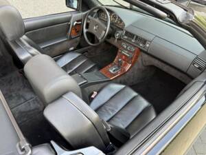 Image 21/50 de Mercedes-Benz 300 SL (1990)