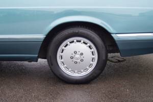 Image 24/31 de Mercedes-Benz 420 SEC (1990)