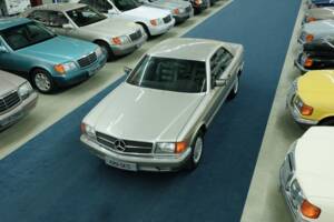 Image 3/50 of Mercedes-Benz 420 SEC (1989)