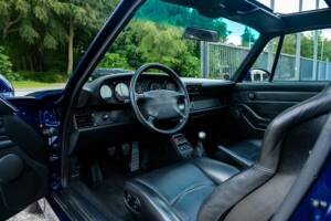Image 14/31 of Porsche 911 Turbo (1995)
