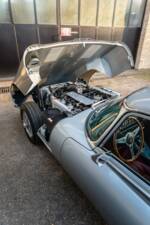 Bild 18/50 von Jaguar E-Type V12 (2+2) (1971)