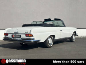 Imagen 8/15 de Mercedes-Benz 280 SE 3,5 (1970)