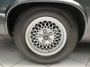 Image 54/70 of Jaguar XJ-S Convertible (1988)
