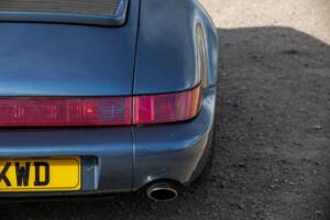 Bild 19/33 von Porsche 911 Carrera 2 (1990)