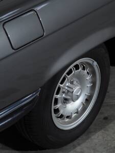 Immagine 25/51 di Mercedes-Benz 280 SL (1985)