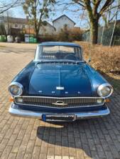 Afbeelding 2/10 van Opel Kapitän 2.6 "L" (1960)