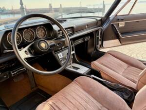 Image 8/18 of Peugeot 504 Coupé (1973)