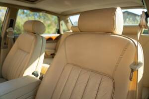 Image 40/50 de Daimler XJ 6 4.0 (1991)